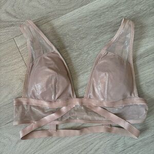 Victoria’s Secret Shimmer Bra Size S